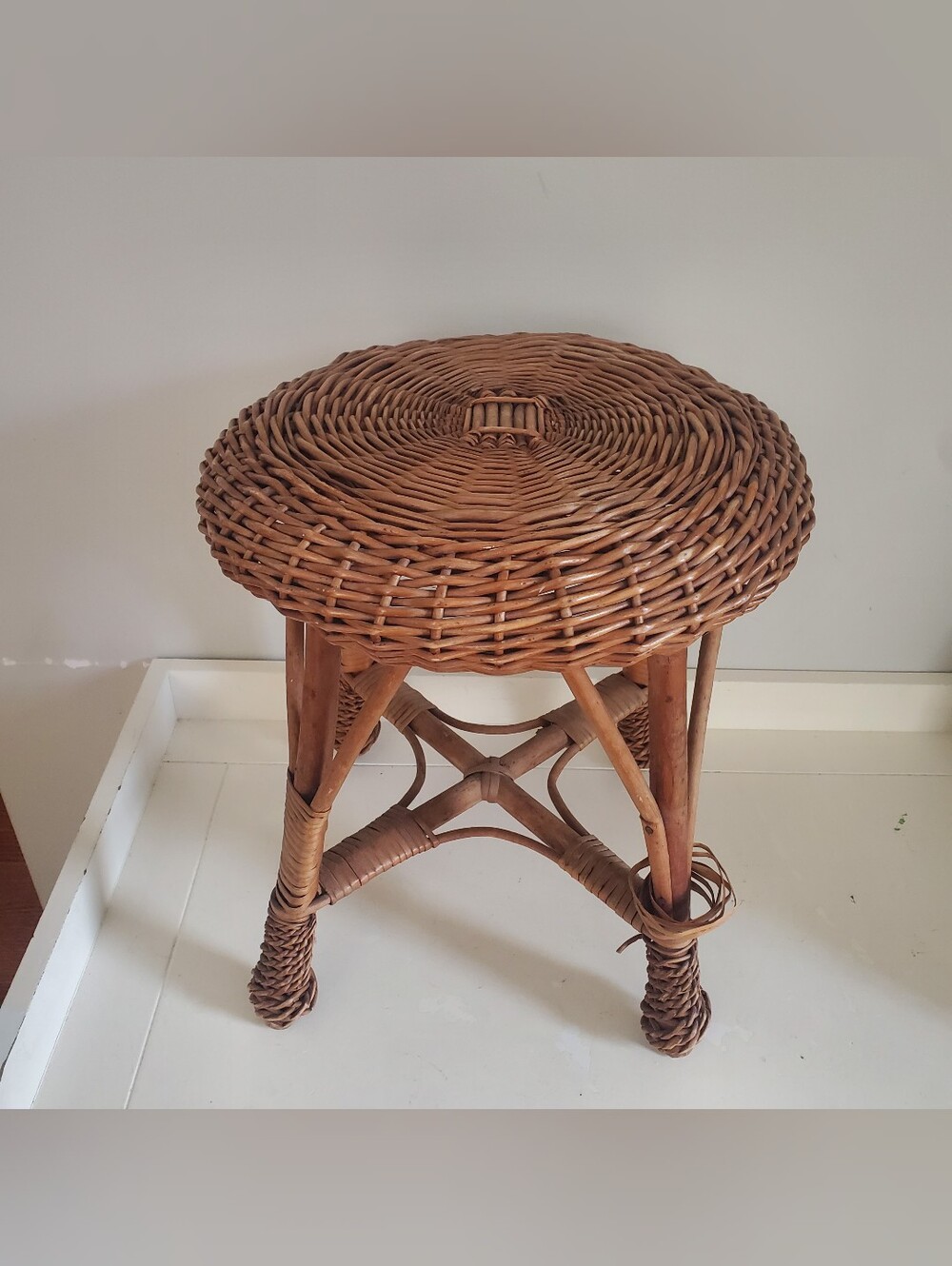 Vintage Wicker Rattan Stool Seat / Plant Stand Boho Shabby Chic Rustic 14"x12"